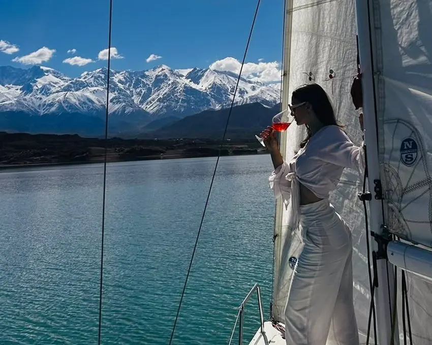 MENDOZA: Viento Andino Sail Tour